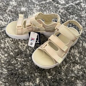 Fila disruptor sport sandals, 8, NEW